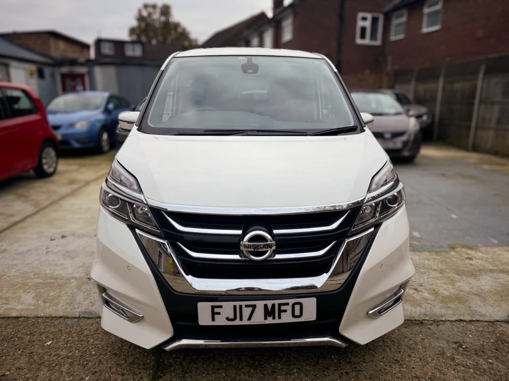 2024 white Nissan Serena front view